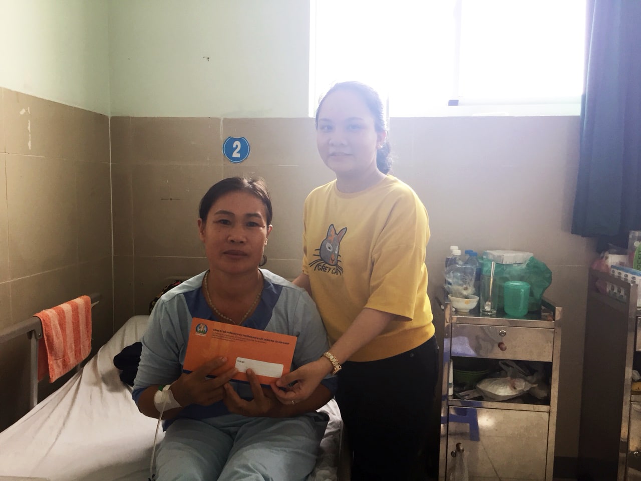 QUỸ TỪ THIỆN KIM OANH SẺ CHIA KHÓ KHĂN VỚI BỆNH NHÂN NGHÈO