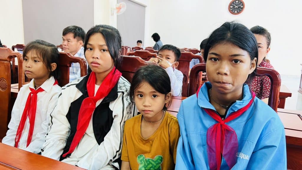 Quỹ Khởi Sự Từ Tâm Hỗ Trợ Xây Dựng Nguồn Nhân Lực Trẻ Cho Vùng Dân Tộc, Biển Đảo