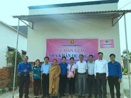 NGÔI NHÀ ƯỚC MƠ CỦA CÔ HỌC TRÒ VƯỢT KHÓ HỌC GIỎI