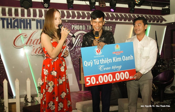 CHÀNG CA SĨ KHIẾM THỊ VÀ ƯỚC MƠ ĐƯỢC HÁT TRÊN SÂN KHẤU LỚN