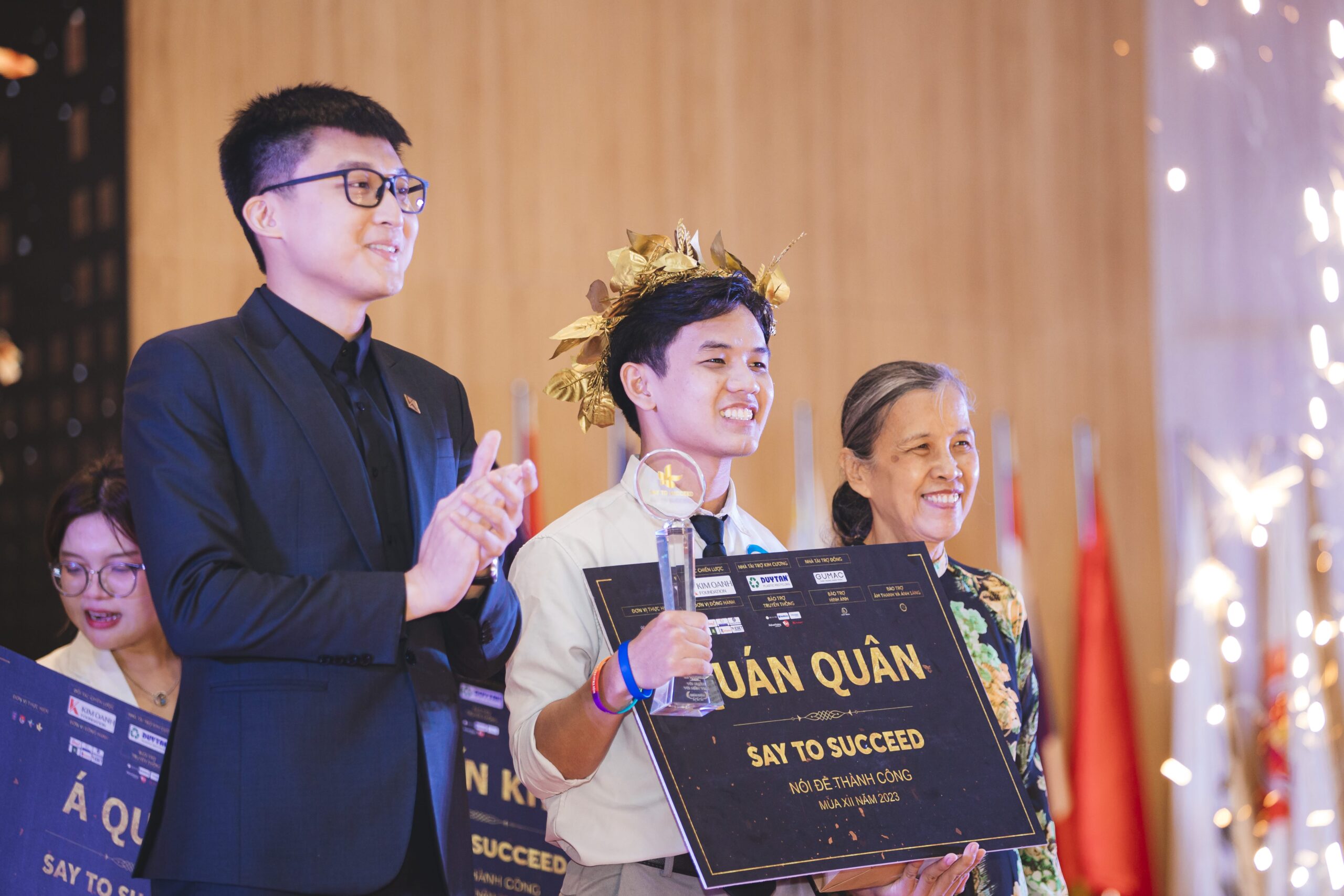 Quỹ Từ thiện Kim Oanh đồng hành cùng kỹ năng hùng biện của sinh viên