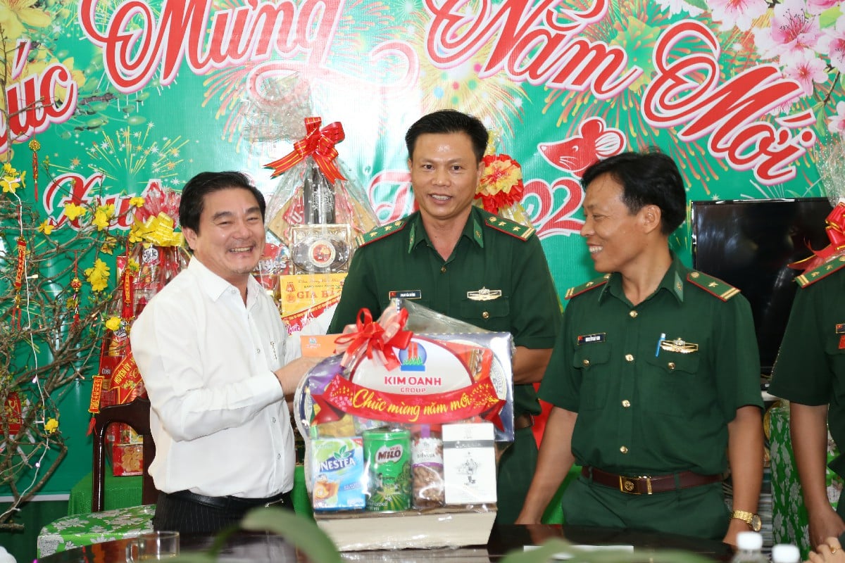NHỮNG PHẦN QUÀ ĐẦY Ý NGHĨA TRƯỚC THỀM XUÂN CANH TÝ 2020