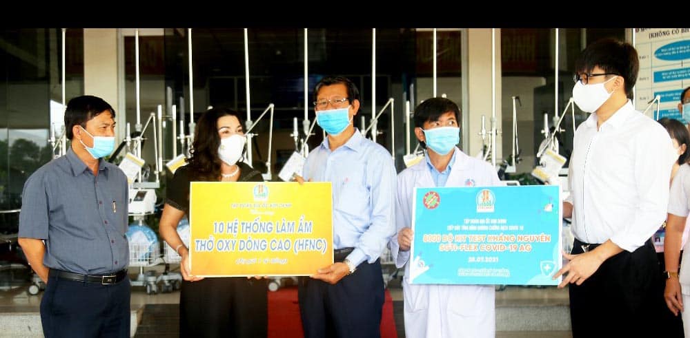 TIẾP SỨC NGÀNH Y TẾ TỈNH BÌNH DƯƠNG CHỐNG DỊCH COVID-19