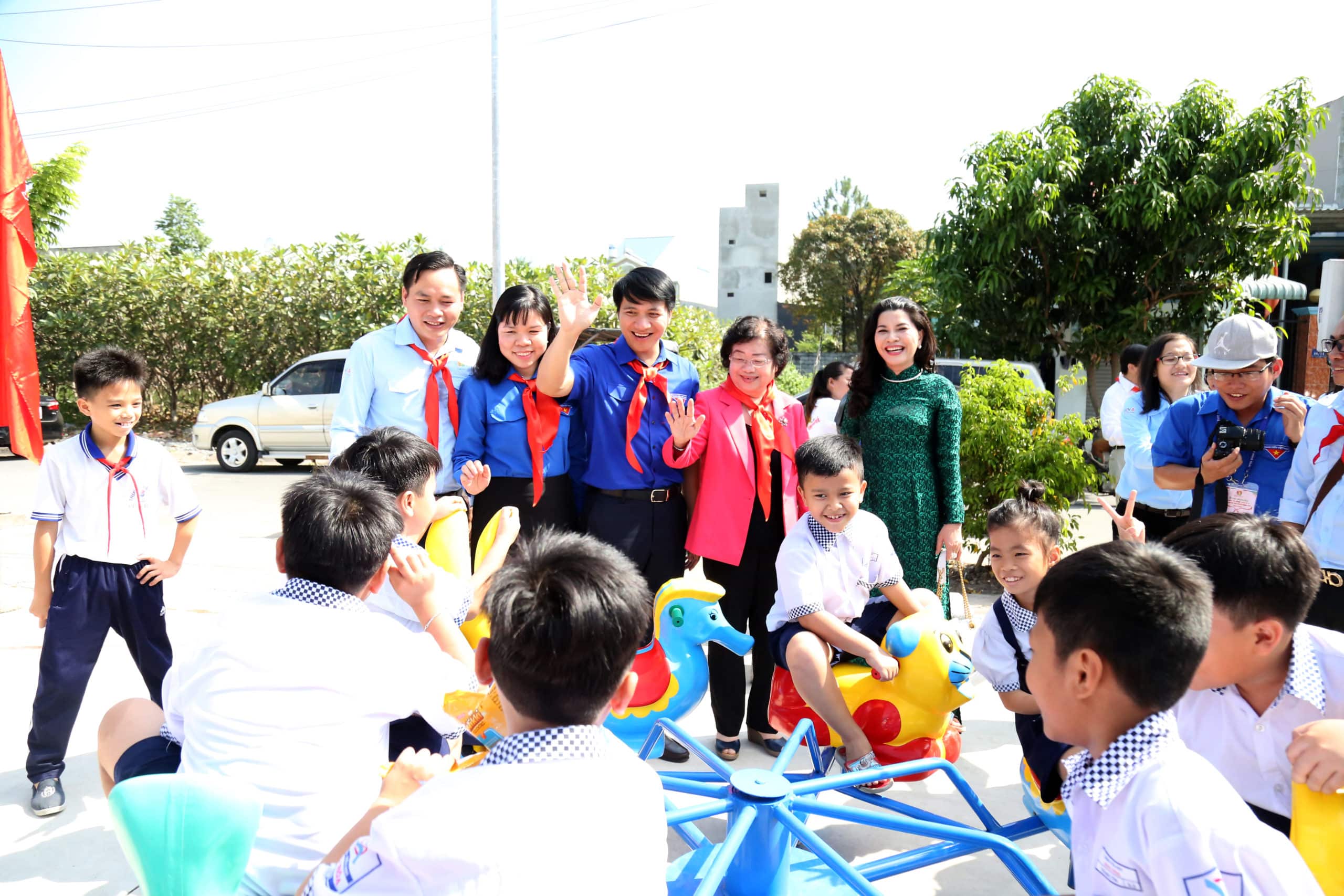 KHÁNH THÀNH SÂN CHƠI DÀNH CHO CON CÔNG NHÂN LAO ĐỘNG TẠI THỊ XÃ DĨ AN, TỈNH BÌNH DƯƠNG