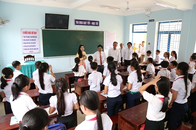NHỮNG CÔNG TRÌNH TRI ÂN QUÊ HƯƠNG NGUỒN CỘI