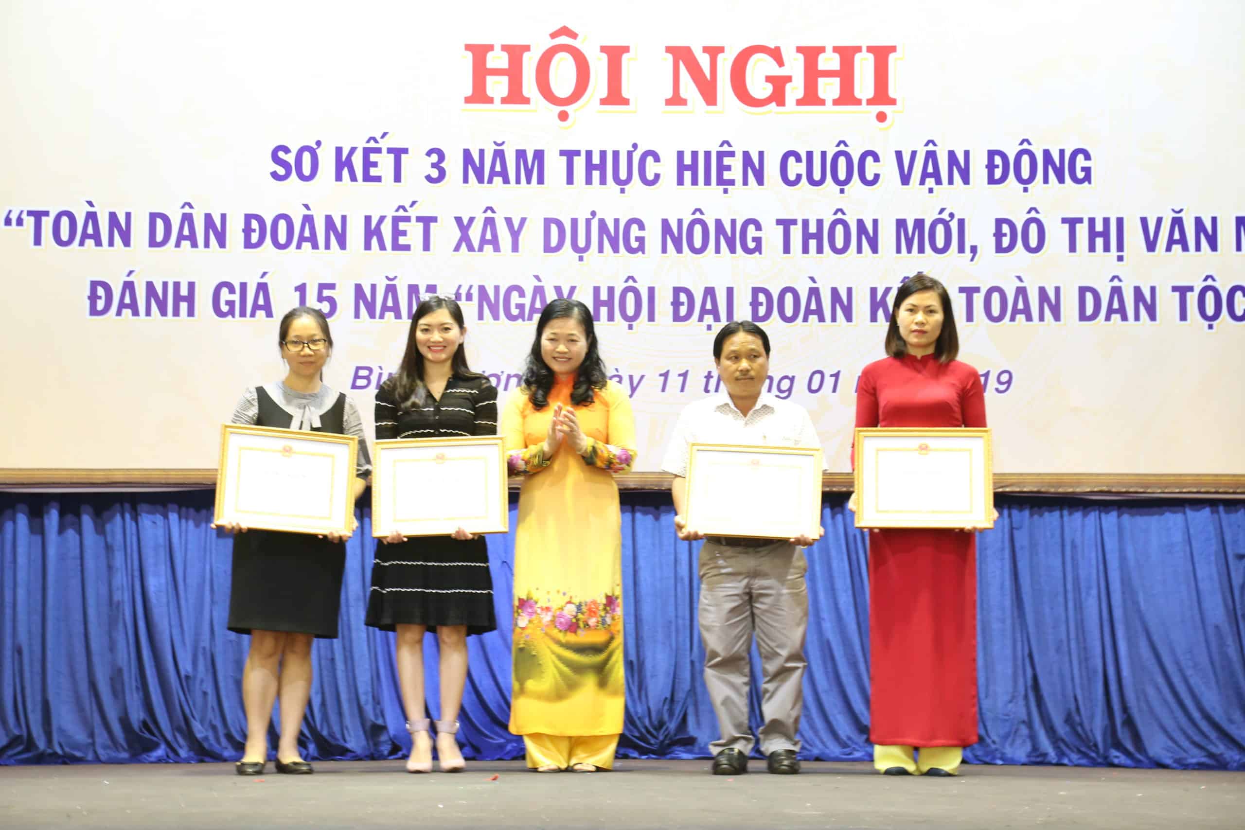 BẰNG KHEN VỀ NHỮNG ĐÓNG GÓP CỦA KIM OANH GROUP CHO PHONG TRÀO XÂY DỰNG KHỐI ĐẠI ĐOÀN KẾT TOÀN DÂN TỘC