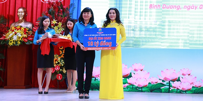 Trao tặng 18 tỷ đồng xây dựng trường Mầm non dành riêng cho con công nhân lao động tỉnh Bình Dương