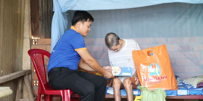 THƯƠNG THAY NHỮNG PHẬN ĐỜI TUỔI XẾ CHIỀU KHÔNG NHÀ CỬA, KHÔNG NGƯỜI THÂN