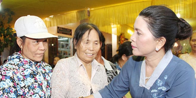 Quỹ từ thiện Kim Oanh tiếp tục đến với người nghèo tại Huế