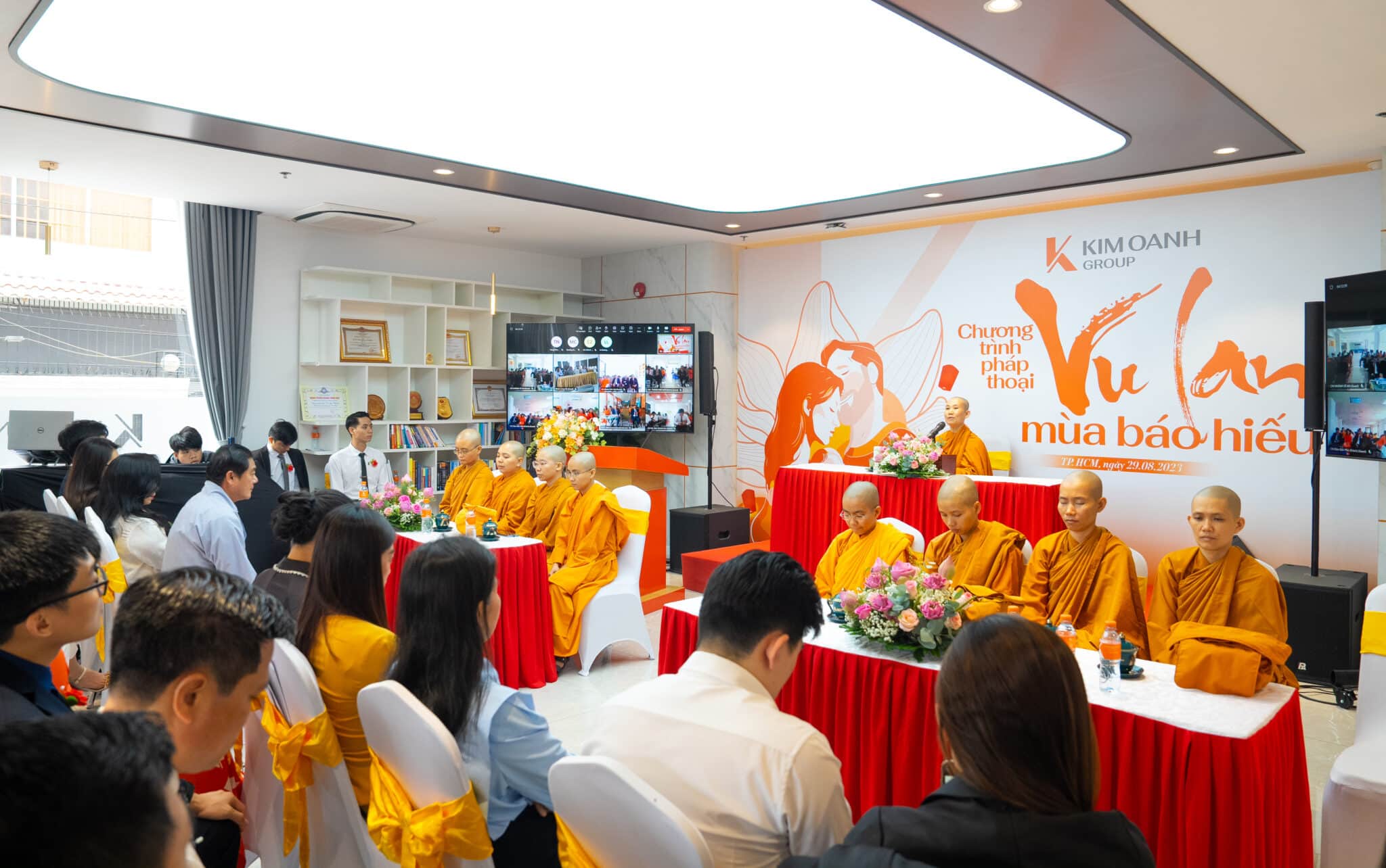 Lắng đọng không khí ngày Vu Lan Báo Hiếu tại Kim Oanh Group