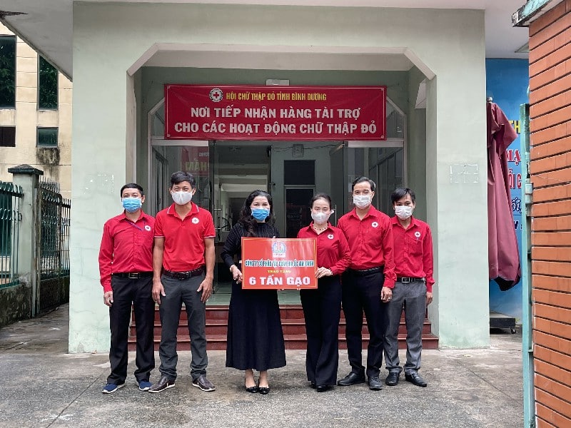 6 TẤN GẠO HỖ TRỢ CƯ DÂN KHU VỰC CÁCH LY PHÒNG CHỐNG COVID-19