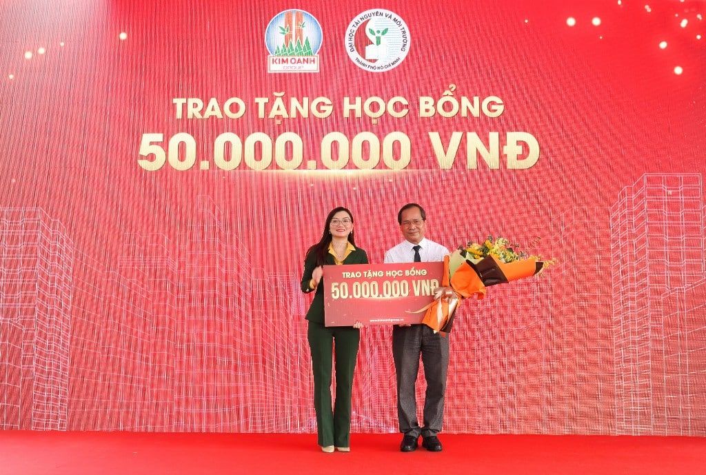 KIM OANH GROUP SẼ LÀ VƯỜN ƯƠM TÀI NĂNG, HỖ TRỢ SINH VIÊN NGHÈO