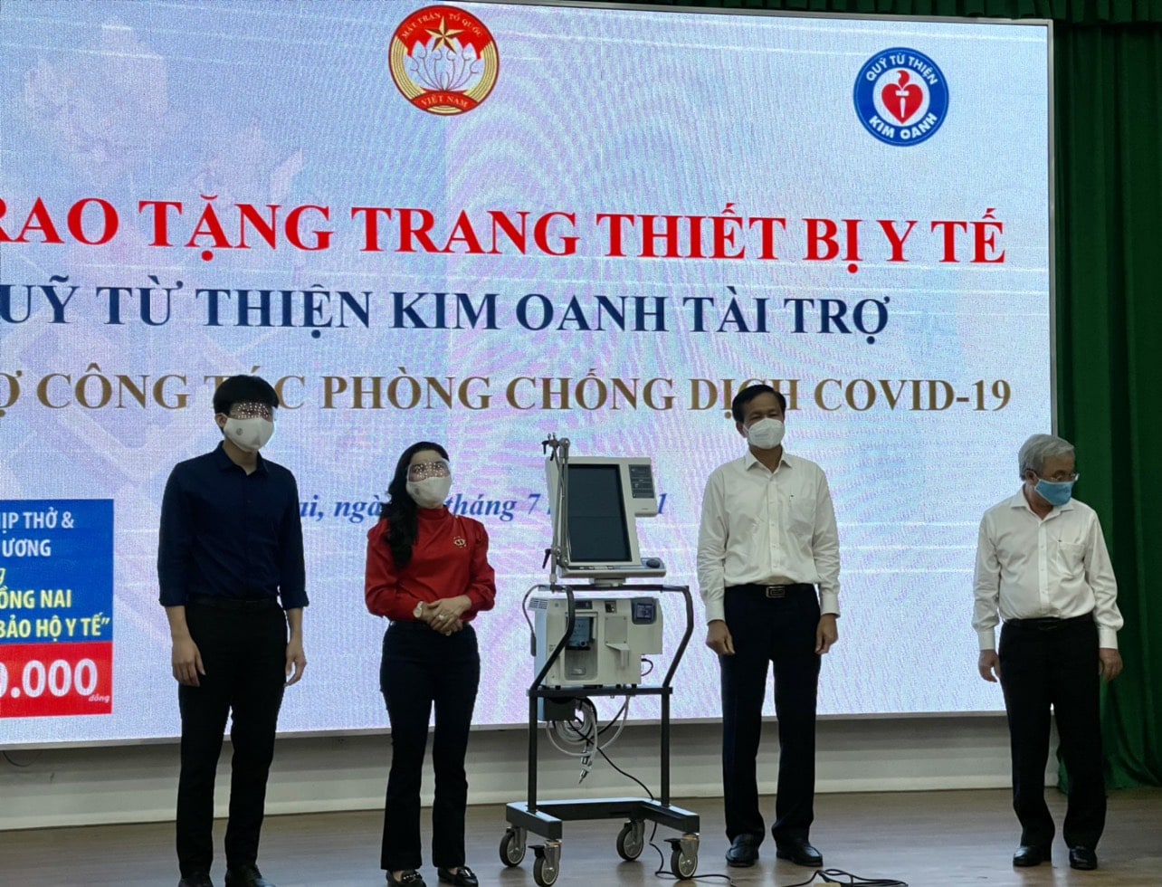 QUỸ TỪ THIỆN KIM OANH TRAO TẶNG NGÀNH Y TẾ TỈNH ĐỒNG NAI ( ĐỢT 2) 5 MÁY THỞ VÀ VẬT TƯ Y TẾ THIẾT YẾU.