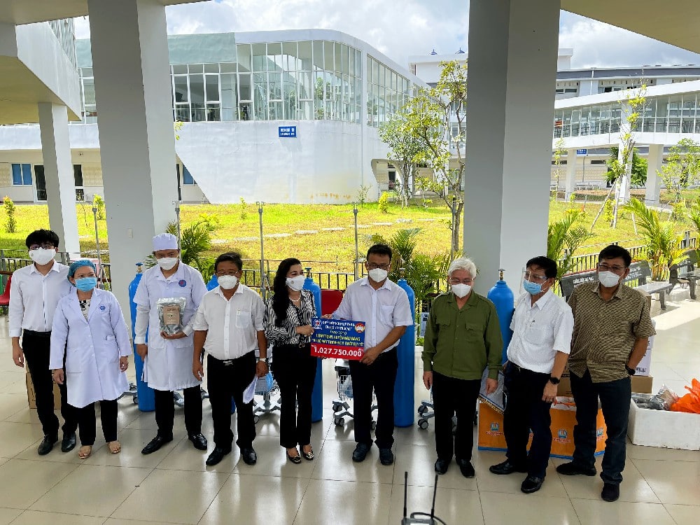QUỸ TỪ THIỆN KIM OANH TIẾP TỤC TẶNG 10 MÁY THỞ GIÚP TỈNH BÌNH DƯƠNG PHÒNG CHỐNG DỊCH.