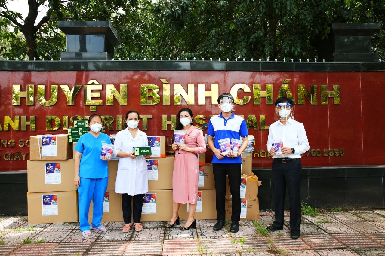 QUỸ TỪ THIỆN KIM OANH TIẾP TỤC HỖ TRỢ NGÀNH Y TẾ CÁC ĐỊA PHƯƠNG