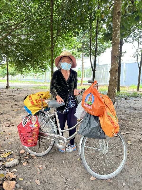 QUỸ TỪ THIỆN KIM OANH SÁT CÁNH CÙNG NGƯỜI NGHÈO KHÓ TỈNH BÌNH DƯƠNG VƯỢT QUA ĐẠI DỊCH