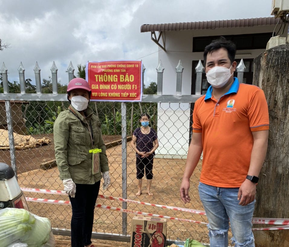 QUỸ TỪ THIỆN KIM OANH HỖ TRỢ NGƯỜI KHÓ KHĂN Ở BUÔN HỒ, ĐẮK LẮK.