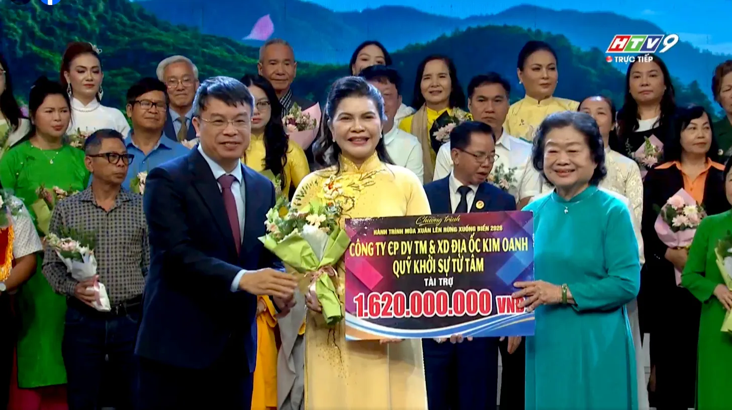 12 năm đồng hành cùng Quỹ Học bổng Vừ A Dính, tiếp sức học sinh vùng núi và hải đảo