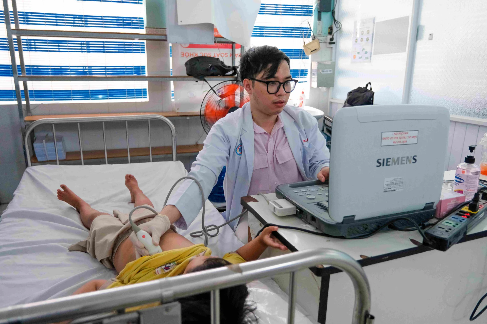 TRẺ EM VÀ PHỤ NỮ KHÓ KHĂN PHƯỜNG NHƠN TRẠCH – ĐỒNG NAI ĐƯỢC TẦM SOÁT BỆNH MIỄN PHÍ